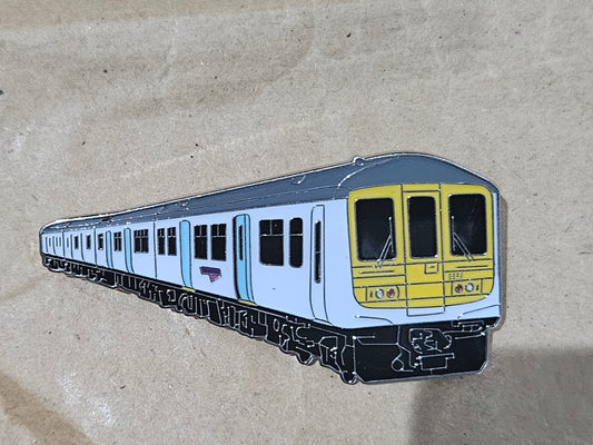 GTR Thameslink 319 Enamel Brooch Pin Badge