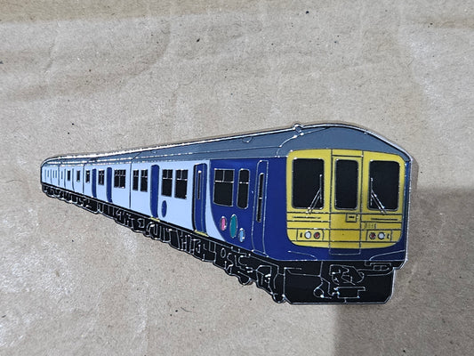 Northern Class 319 Enamel Brooch Pin Badge