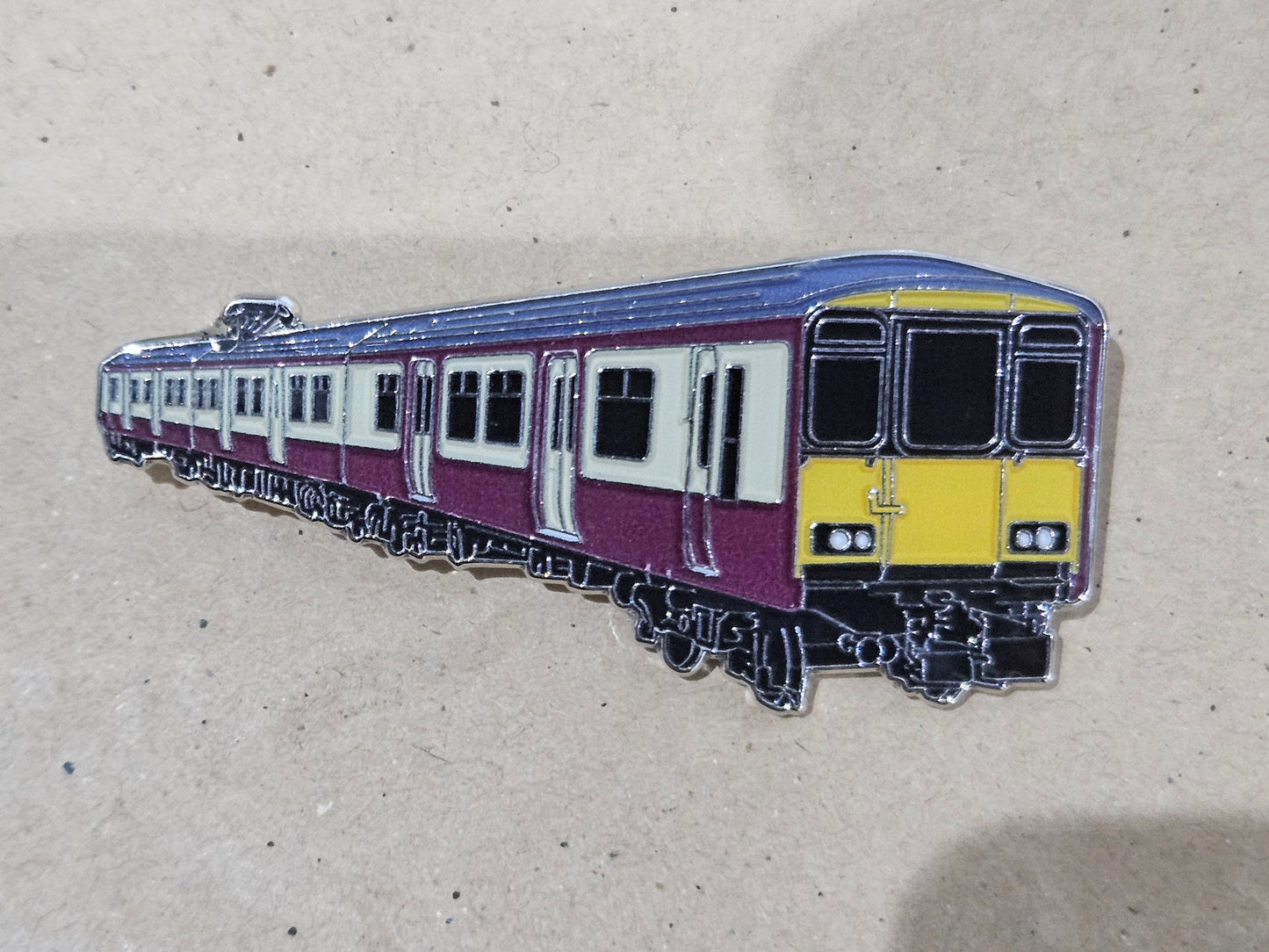 Strathclyde PTE Class 318 Enamel Brooch Pin Badge